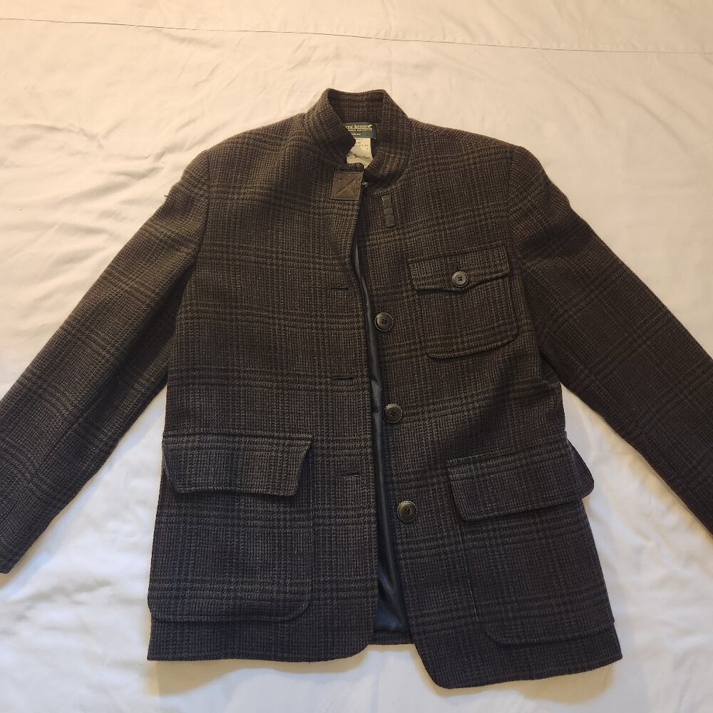 Harve benard By Benard Holtzman Petite size 6 Tweed Coat